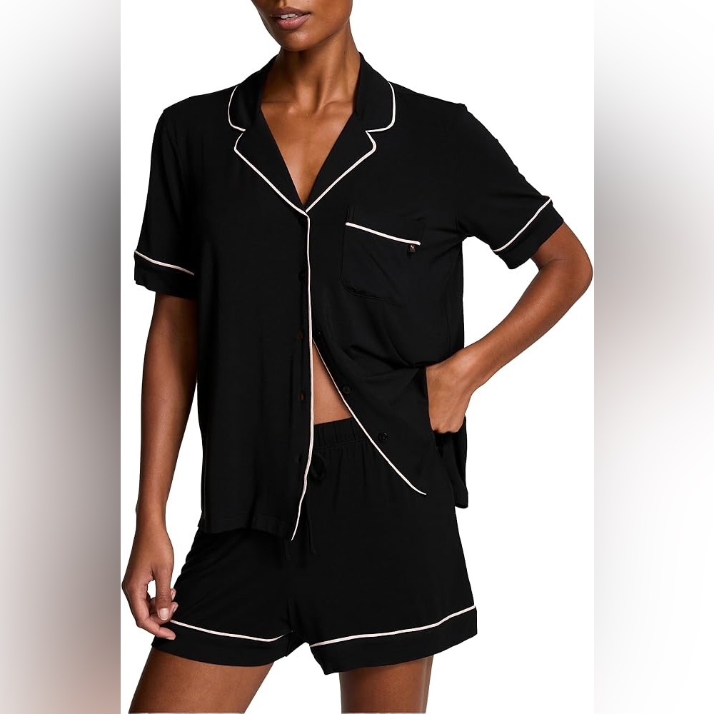 Victoria's Secret Black Pajama set XL